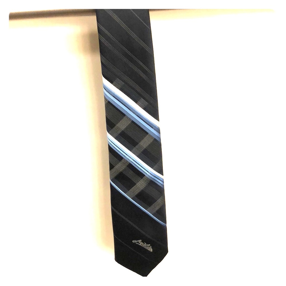 Tie